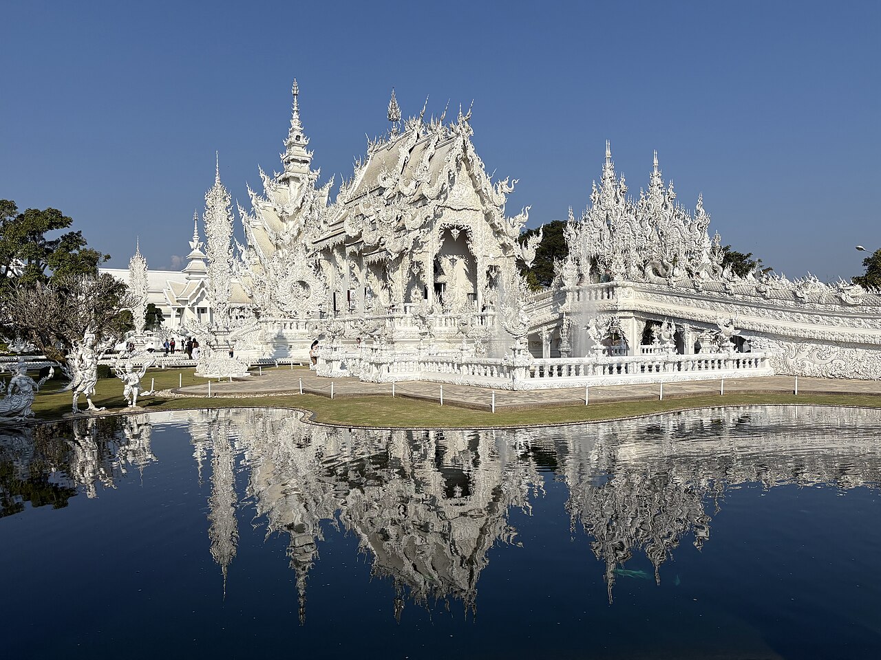 The White Temple, Chiang Rai