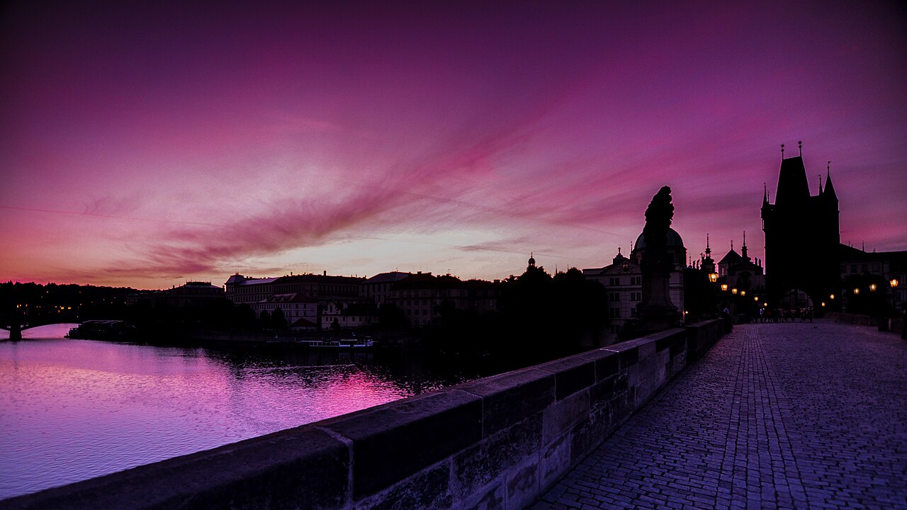 Charles Bridge and Prague Castle at dawn